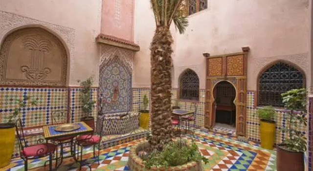 Riad Mostafa, Забронировать Отель Отели Марракеш-Тенсифт-Эль-Хауз с парковкой, Парковка