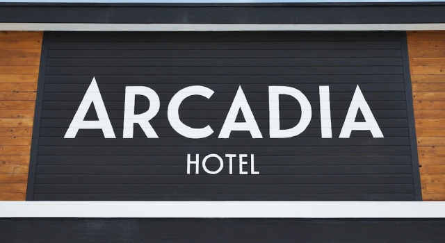 Arcadia Hotel, Rezerwuj Hotel Garden City Idaho