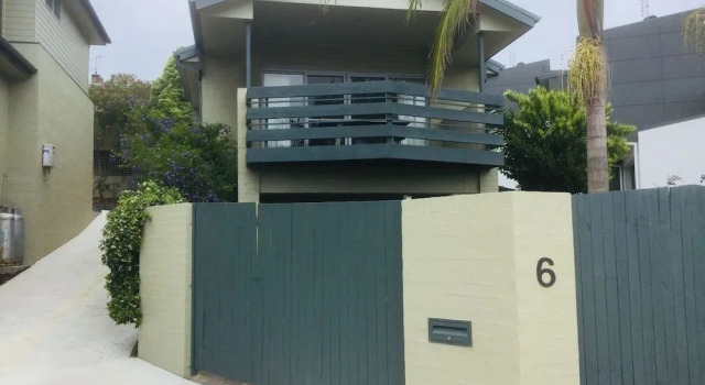 Batemans Bay Central Accommodation, Забронировать Дом для отпуска Батманс-Бей Еврободалла