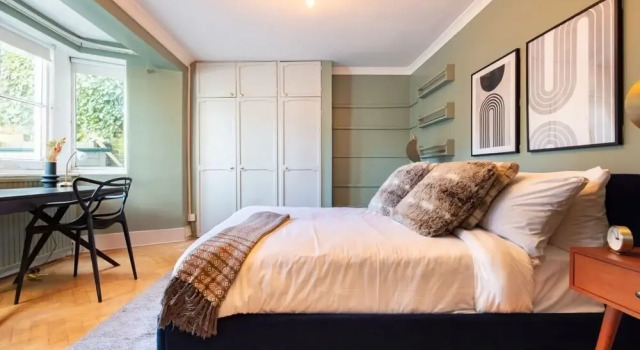 The Richmond Upon Thames Escape - Modern & Bright 2BDR Flat with Parking