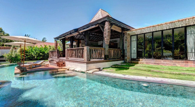 Secluded Wooden Villa, 3 BR, Canggu With Staff, Rezervovat Hotel Hotely v Bali s bazénem, Bazén
