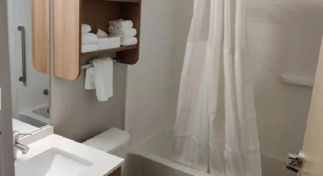 Номер Standard Microtel Inn & Suites by Wyndham Farmington