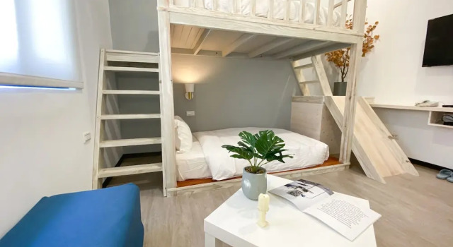 Двухместный номер Standard с балконом Kenting Sunhow Inn