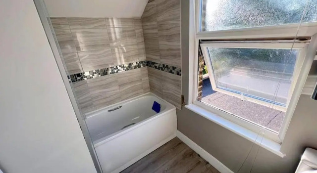 Коттедж New 5-bed & 4 Bathroom House in Croydon