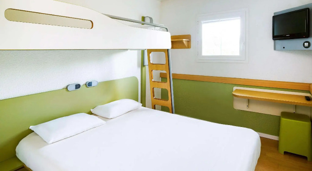 Двухместный номер Standard ibis budget Chartres