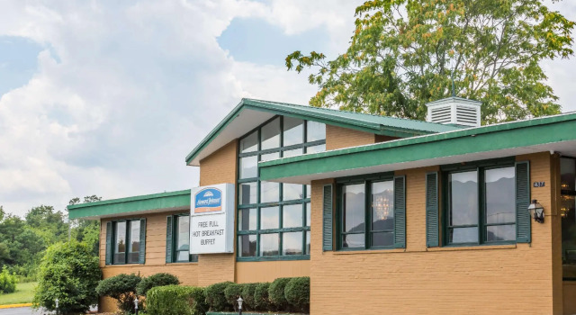 Номер Standard Howard Johnson Daleville/Roanoke North
