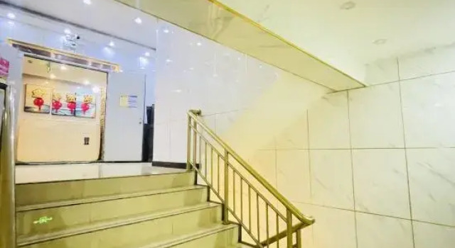 Urumqi Tianhe Hotel (Northwest Road Store), Rezerwuj Hotel Urumqi Xinjiang