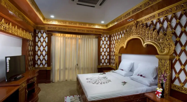 Люкс Royal Su Tine San Royal Palace Hotel