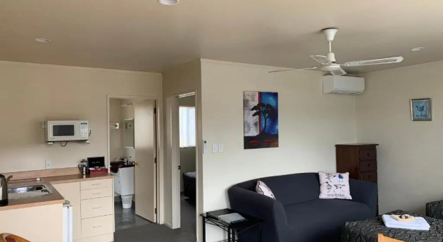 Апартаменты BKs Pohutukawa Lodge
