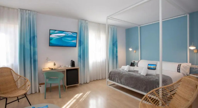 Трёхместный номер Deluxe Casual Colours Barcelona by Casual Hoteles