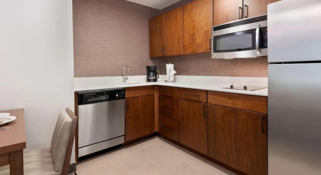 Люкс Residence Inn by Marriott Tampa at USF/Medical Center