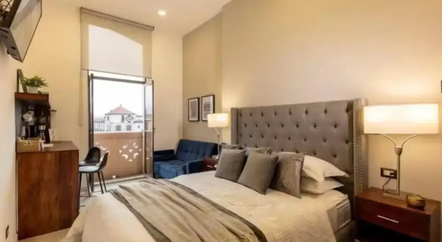 Люкс Comfort Central Park Jr. Suites