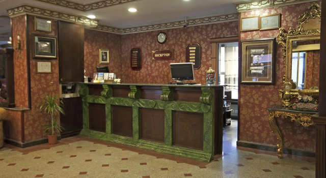 Hotel Sapphire