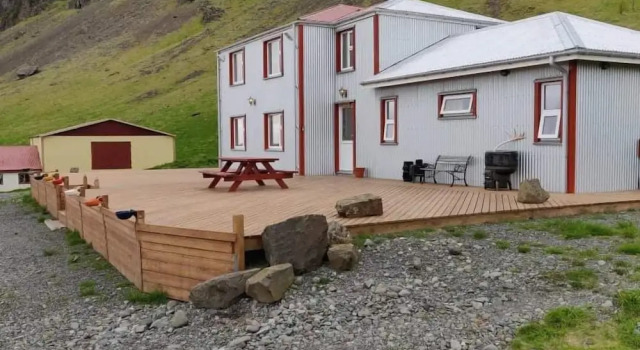 Апартаменты Standard Guesthouse Stekkatún