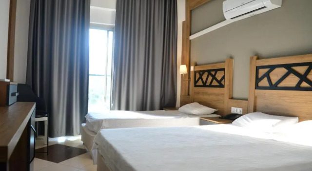 Трёхместный номер Standard Istanbul Beach Hotel - All Inclusive