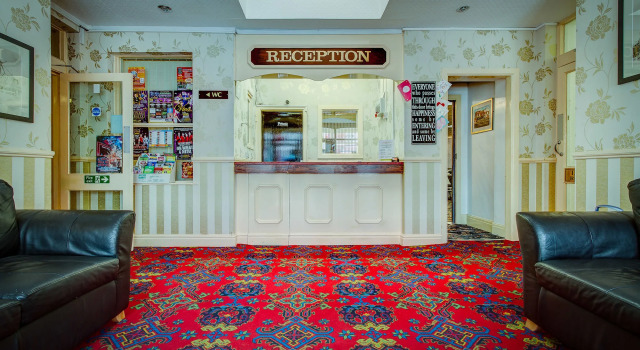 The Sandringham Court Hotel and Apartment, Varaa Huoneisto Asunnot kohteessa Merseyside, Huoneisto