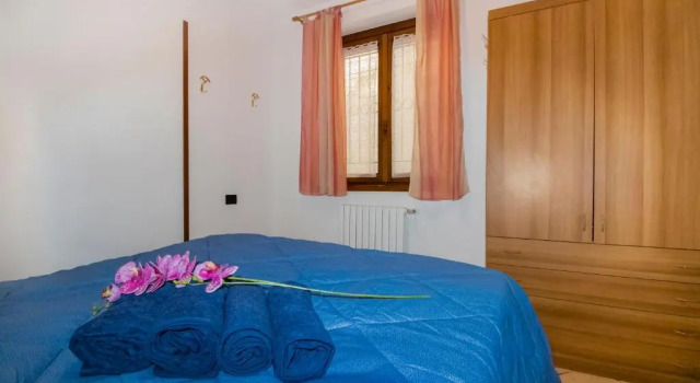 House Nicholas, Book Hotel Gera Lario Como