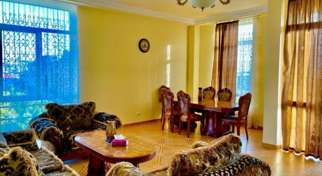 Yerevan House apartment 16, Prenota Appartamento Erevan Armenia