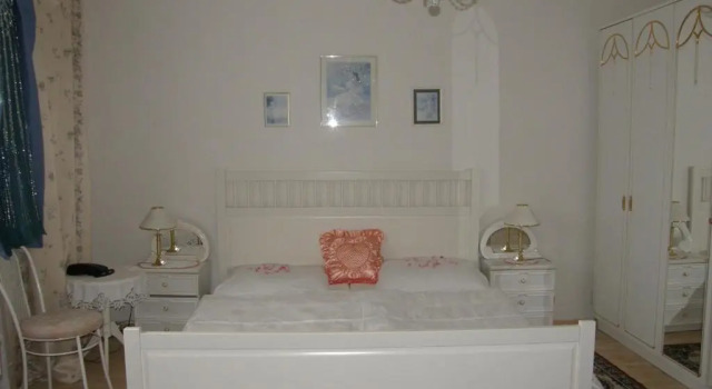 Полулюкс Hotel Garni
