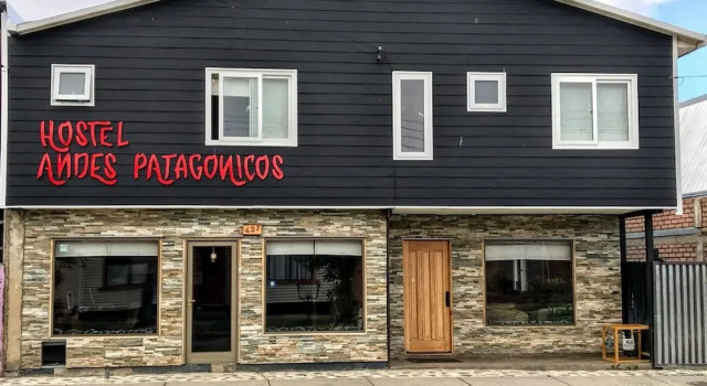 Hostal Andes Patagónicos, Забронировать Хостел Отели Patagonia с парковкой, Парковка