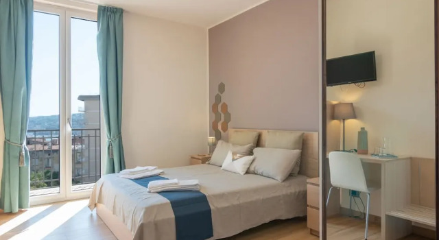 Santa Caterina B&B, Забронировать Отель «постель и завтрак» Неаполь Кампания, рядом с Palazzo del Banco di Napoli