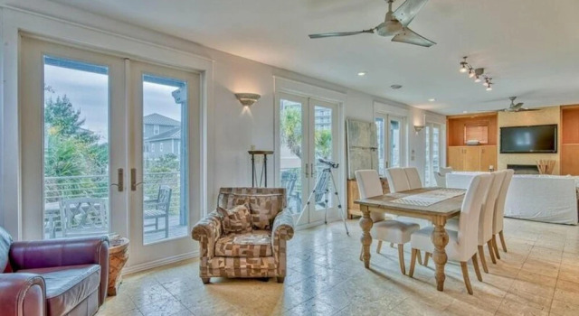 Blue Crush by Bliss Beach Rentals, Rezerwuj Hotel Hotele w Emerald Coast z parkingiem, Parking