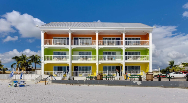 Pierview Hotel and Suites