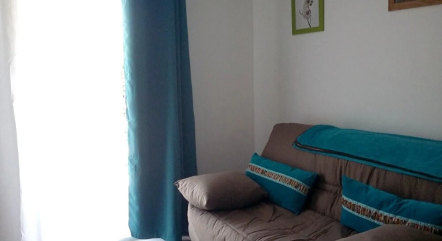 House With one Bedroom in Prunelli di Fiumorbo, With Wonderful Mountai, Rezerwuj Hotel Hotele w Korsyka z parkingiem, Parking