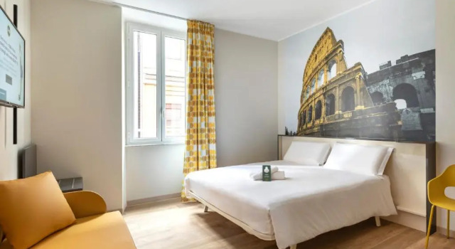 Трёхместный номер Standard B&B Hotel Roma San Lorenzo Termini