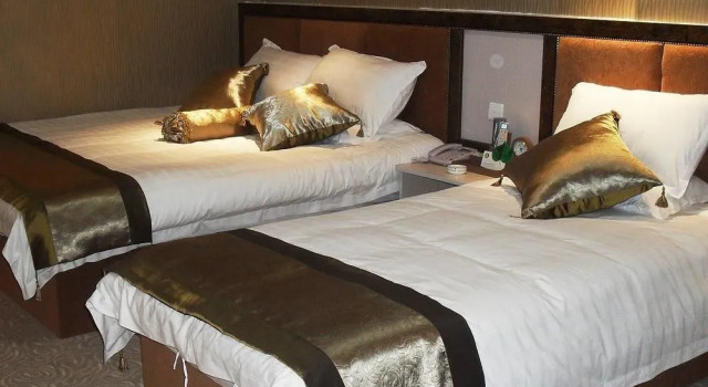 Communications Hotel, Varaa Hotelli Tonghua Jilin