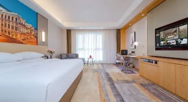 Люкс Business Vienna International Hotel (Yichang Gezhouba Huaxiang Branch)