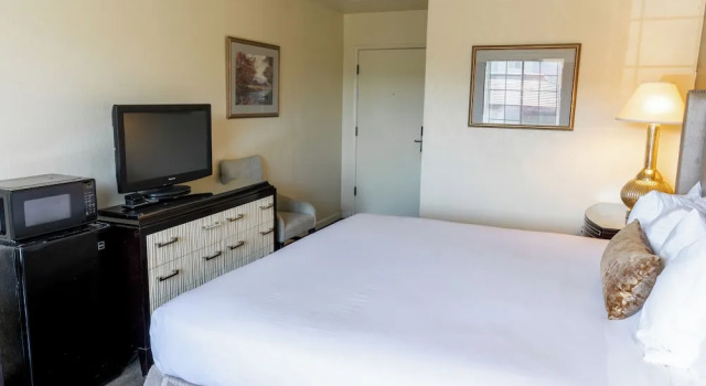 Номер Economy Sands Inn & Suites