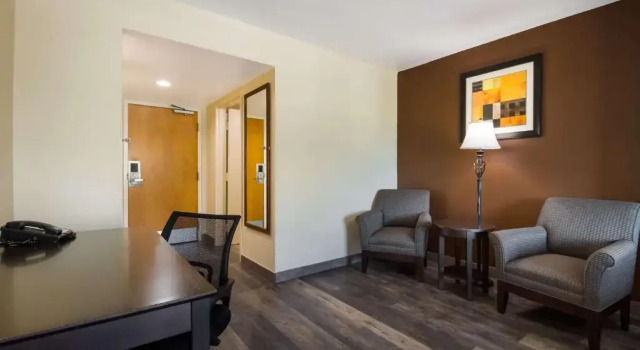 Номер Standard Quality Inn & Suites North Myrtle Beach