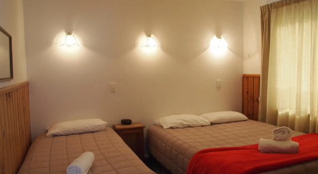 Апартаменты с 2 комнатами Airport Lodge Motel