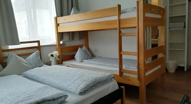 House L.A, Varaa Hotelli Hotellit Baijeri pysäköinnillä, Pysäköinti