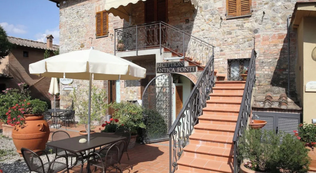 Апартаменты с 2 комнатами с балконом и с видом на окрестности Antica Fonte Residenza di Siena