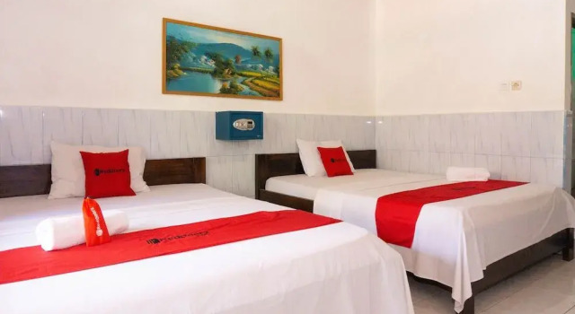 RedDoorz Near Gili Trawangan Port