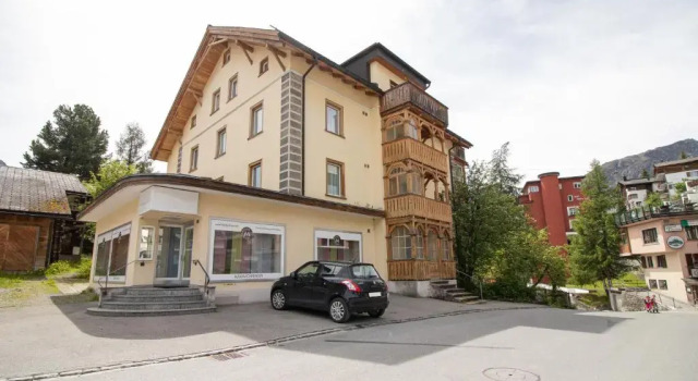 Haus Padrun, Apartment nr.1, Book Apartment Arosa Grisons