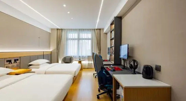 Люкс Deluxe Whale Wars E-sports Hotel (Yuyao Government Store)