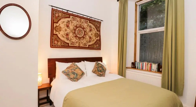 2 Kilmun Court, Dunoon, Забронировать Отель Отели Glasgow & The Clyde Valley с парковкой, Парковка