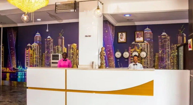 Nandas Hotel, Rezervovat Hotel Shagamu 