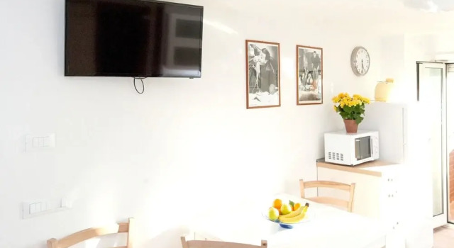 Apartment With 5 Bedrooms in Rome, With Wonderful Mountain View, Furni, Забронировать Апартаменты/квартира Апартаменты Тибуртино, рядом с Вокзал Тибуртина, Апартаменты/квартира