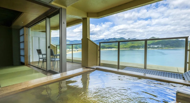 Люкс Corner Deluxe с видом на океан KAMENOI HOTEL Nachi Katsuura Kumano Kodo