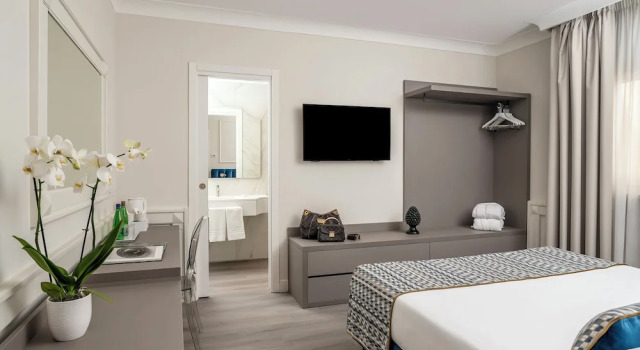 Семейный люкс Hotel Michelangelo