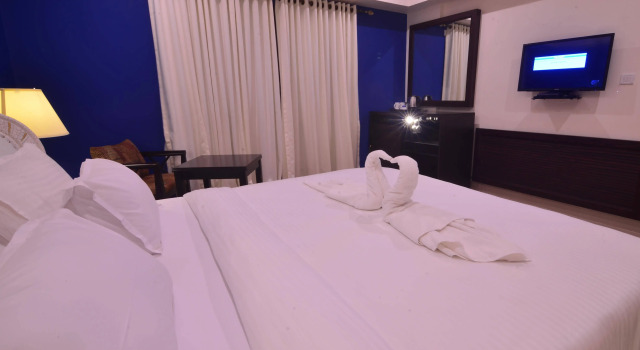 Seasons Hotels & Resorts