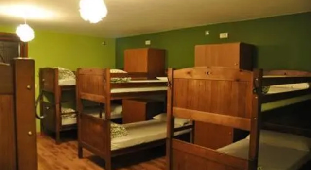 Albergue Mora de Nuei, Book Hostel / Vandrerhjem Ainsa Sobrarbe