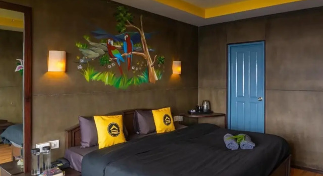 Двухместный номер Superior с балконом и с красивым видом из окна The Hosteller Munnar