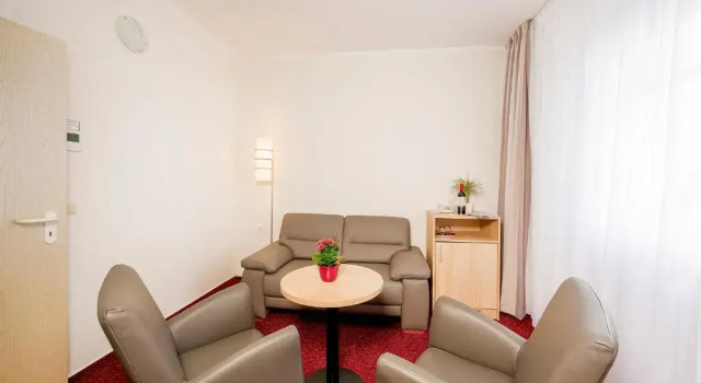 Номер Comfort Garni Eden Hotels