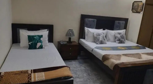 Lexus Lodge, Book Hotel Hotels in Islamabad with Parking, Parking