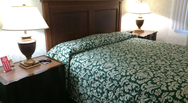 Island Inn, Buchen Sie Gasthaus Grand Island Nebraska